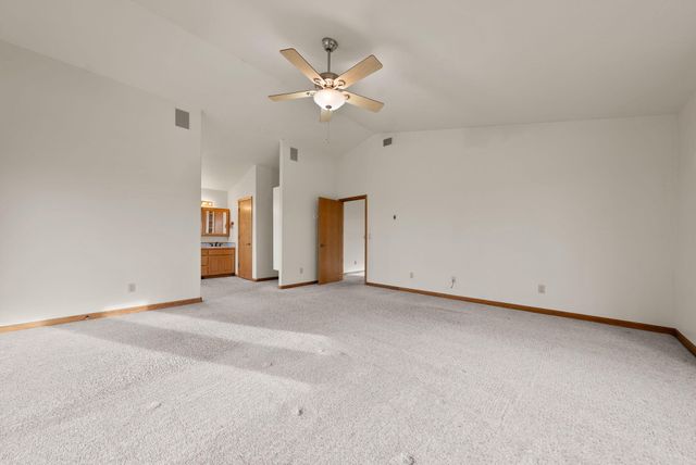 5745 NW Homestead Way, Redmond, OR 97756