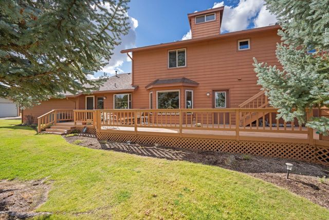 5745 NW Homestead Way, Redmond, OR 97756