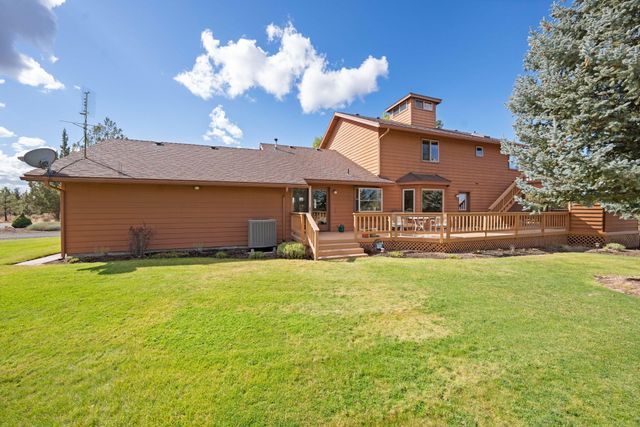 5745 NW Homestead Way, Redmond, OR 97756