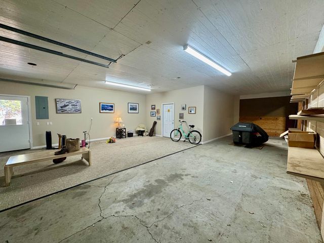 5745 NW Homestead Way, Redmond, OR 97756