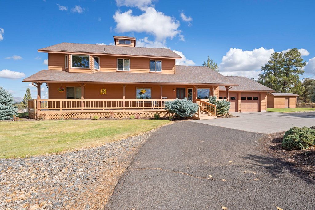 5745 NW Homestead Way, Redmond, OR 97756