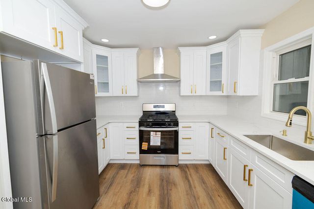 1782 Fiero Avenue, Rotterdam, NY 12303