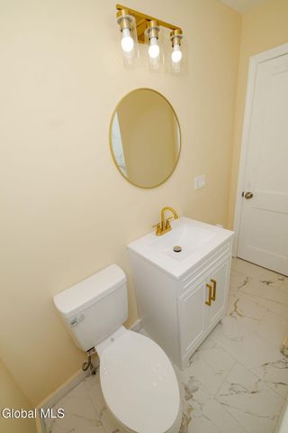 1782 Fiero Avenue, Rotterdam, NY 12303