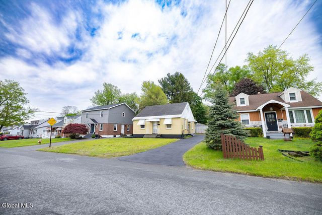 1782 Fiero Avenue, Rotterdam, NY 12303