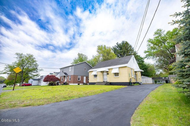 1782 Fiero Avenue, Rotterdam, NY 12303