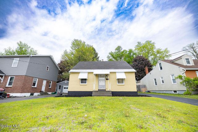 1782 Fiero Avenue, Rotterdam, NY 12303