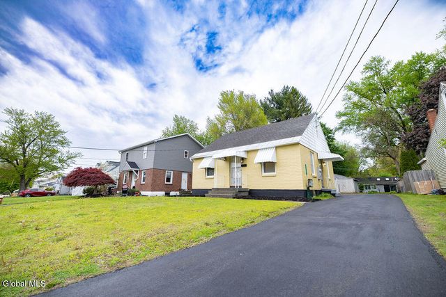 1782 Fiero Avenue, Rotterdam, NY 12303