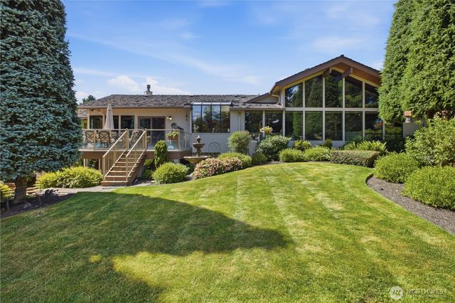 24332 140th Avenue SE, Kent, WA 98042