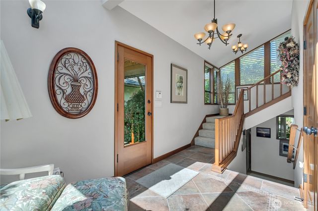 24332 140th Avenue SE, Kent, WA 98042