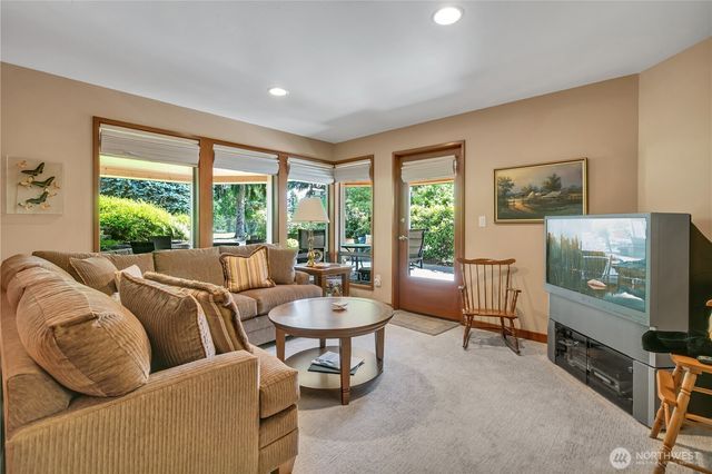 24332 140th Avenue SE, Kent, WA 98042
