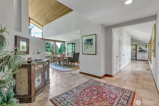 24332 140th Avenue SE, Kent, WA 98042