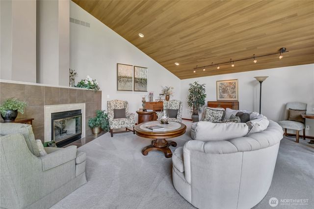 24332 140th Avenue SE, Kent, WA 98042