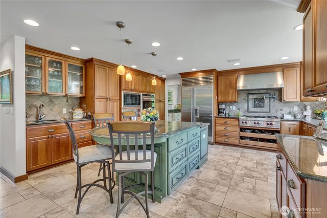 24332 140th Avenue SE, Kent, WA 98042