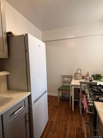 105-37 65th Avenue 6E, Forest Hills, NY 11375