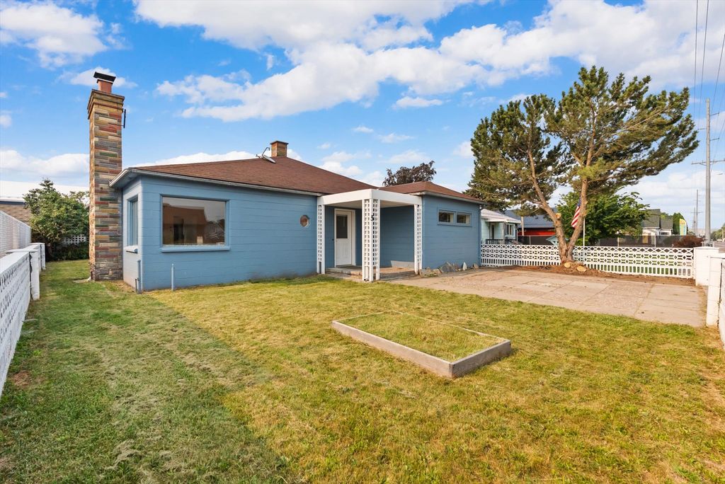 5 7th Avenue W, Polson, MT 59860 photo 4