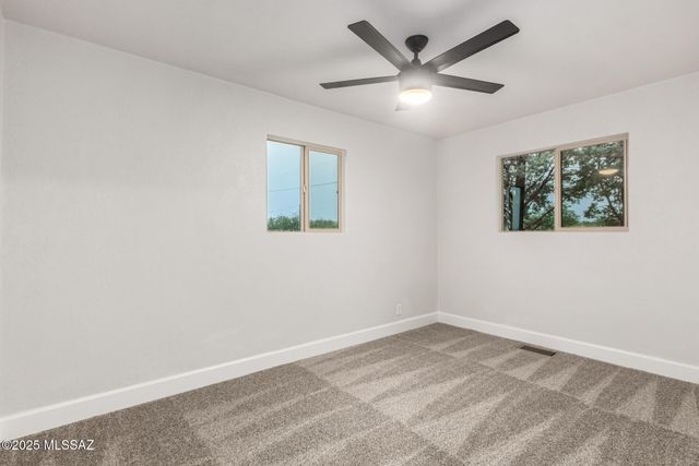 8943 S Emerald Lane, Hereford, AZ 85615