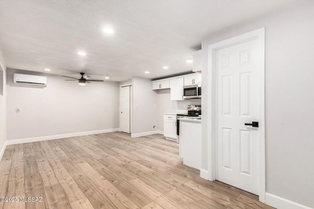 8943 S Emerald Lane, Hereford, AZ 85615