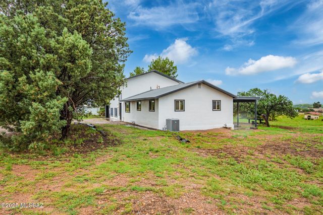 8943 S Emerald Lane, Hereford, AZ 85615