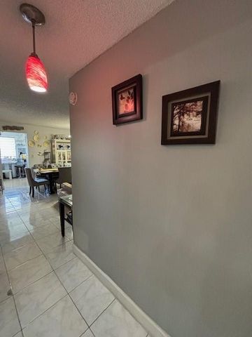 410 NW 214th St 205, Miami Gardens, FL 33169