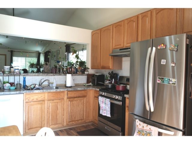 127 W AMBERlEY Drive, Round Lake, IL 60073