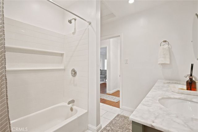 11822 Exposition Boulevard, Los Angeles, CA 90064