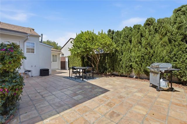 11822 Exposition Boulevard, Los Angeles, CA 90064
