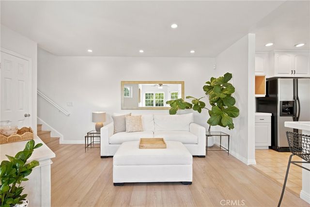 11822 Exposition Boulevard, Los Angeles, CA 90064