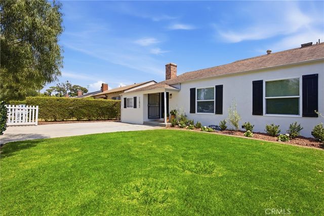 11822 Exposition Boulevard, Los Angeles, CA 90064