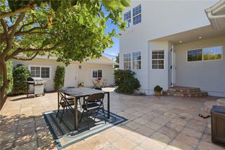 11822 Exposition Boulevard, Los Angeles, CA 90064