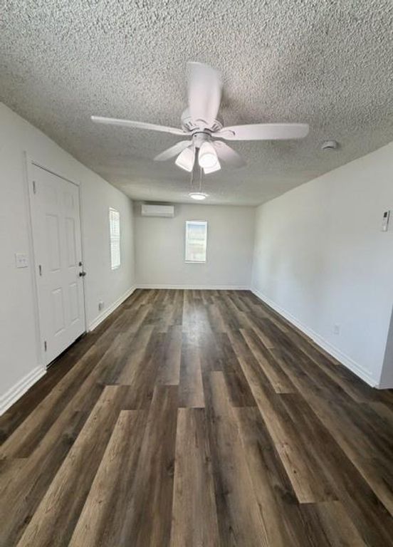 Image 8 of property listing at 416 Colusa Avenue, Chowchilla, CA 93610