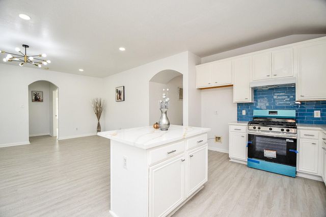 16343 Dryberry Court, Houston, TX 77083