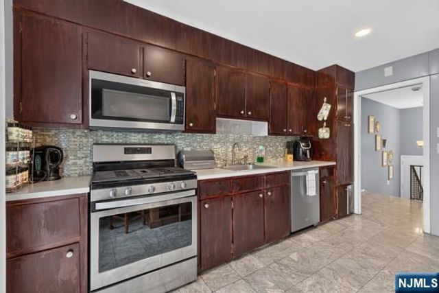 67 Nolton Street, Belleville, NJ 07109