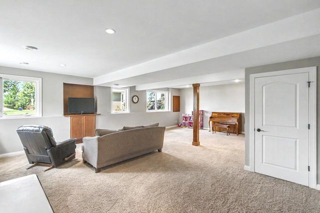 9347 Jenny Lind Lane, Sauk City, WI 53583