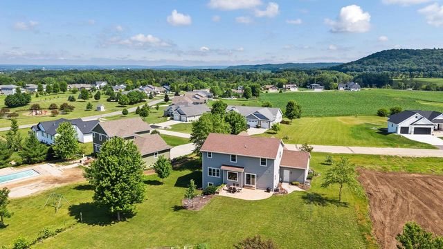 9347 Jenny Lind Lane, Sauk City, WI 53583