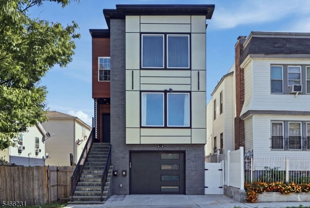 428 Peshine Ave, Newark City, NJ 07112 — exterior