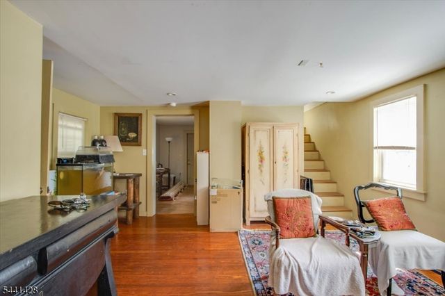 87 Main St, Andover Boro, NJ 07821