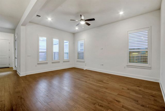 3323 McCurdy, Austin, TX 78723