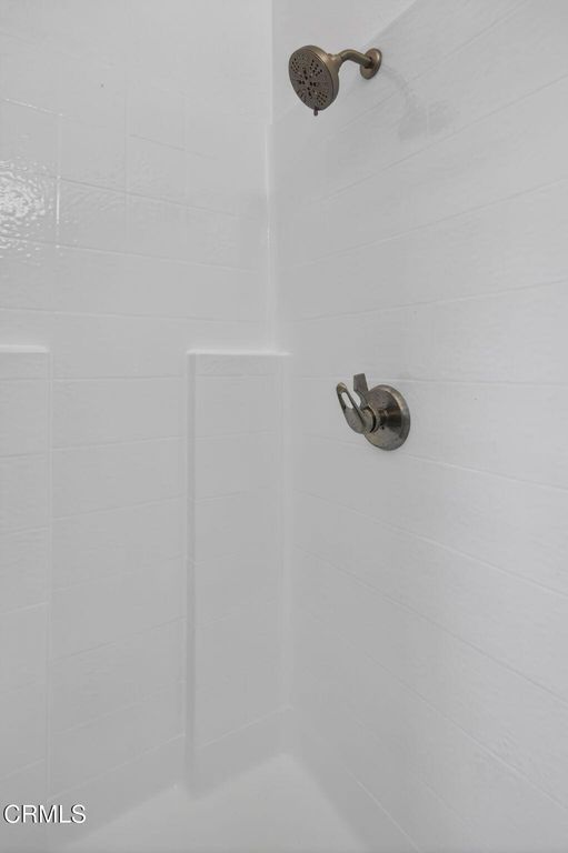 Image 22 of property listing at 397 Hupa Street, Ventura, CA 93001