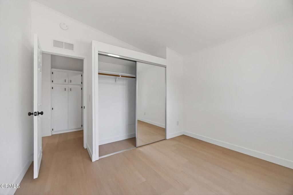 Image 27 of property listing at 397 Hupa Street, Ventura, CA 93001