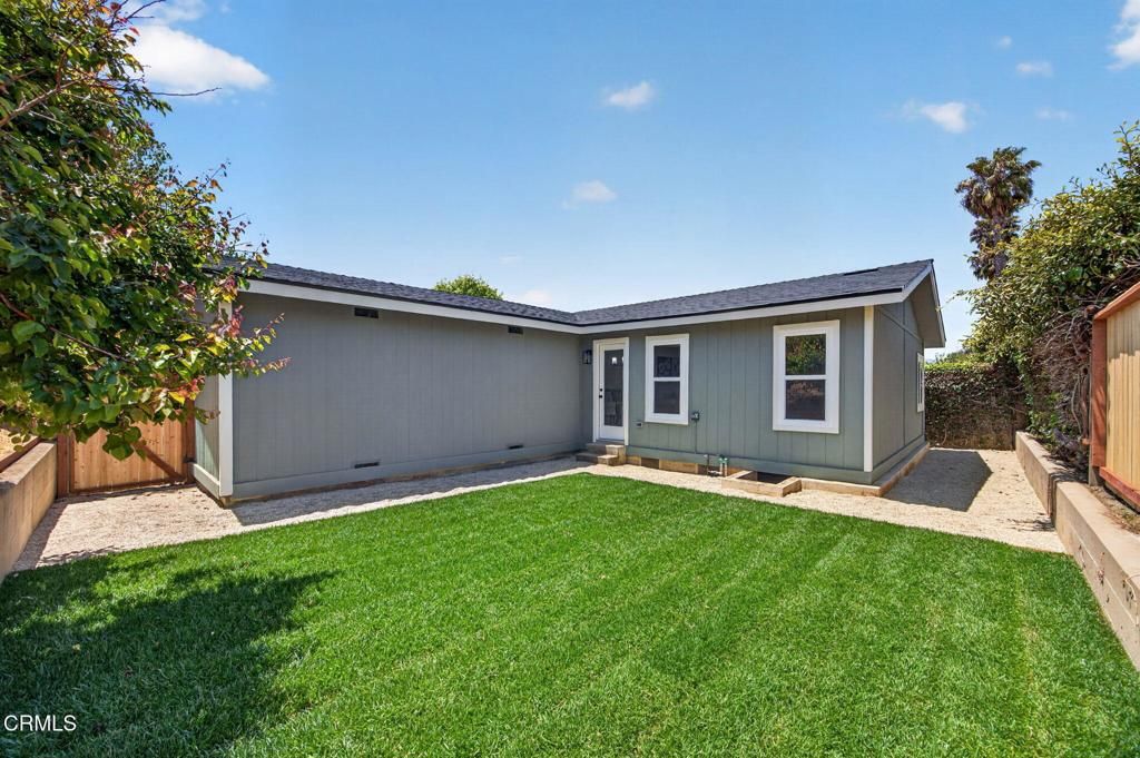 Image 29 of property listing at 397 Hupa Street, Ventura, CA 93001