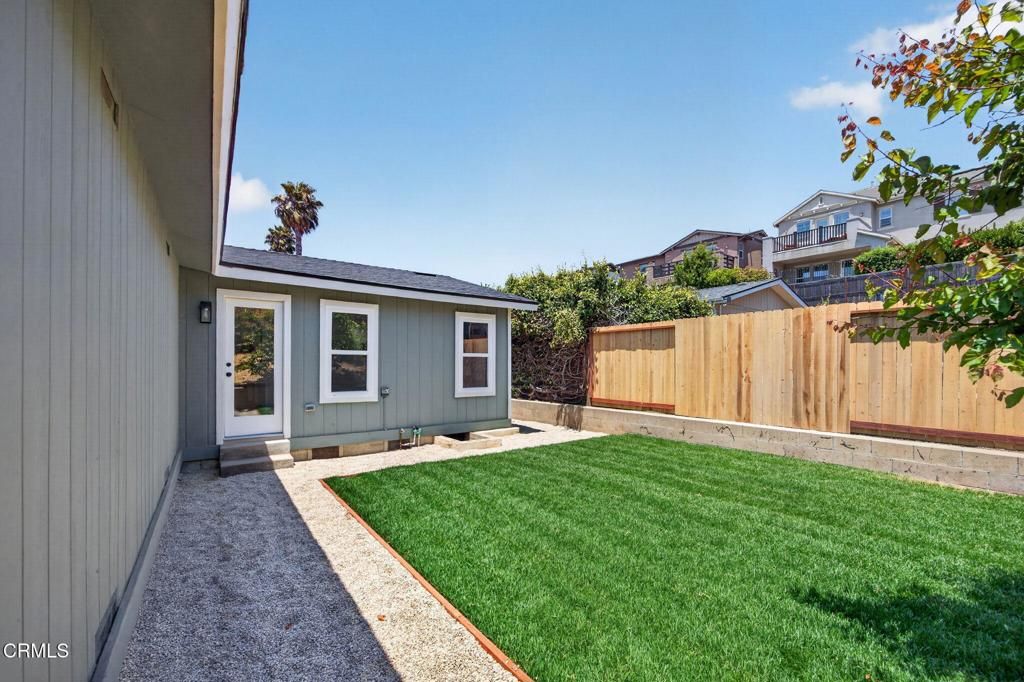 Image 32 of property listing at 397 Hupa Street, Ventura, CA 93001