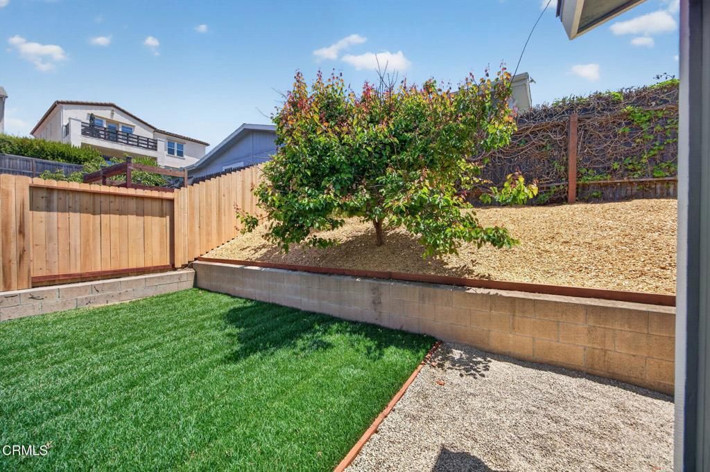 Image 33 of property listing at 397 Hupa Street, Ventura, CA 93001