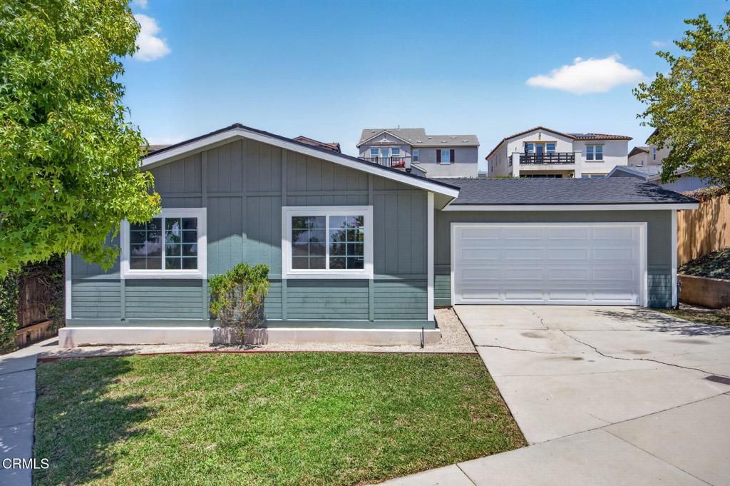 Image 7 of property listing at 397 Hupa Street, Ventura, CA 93001