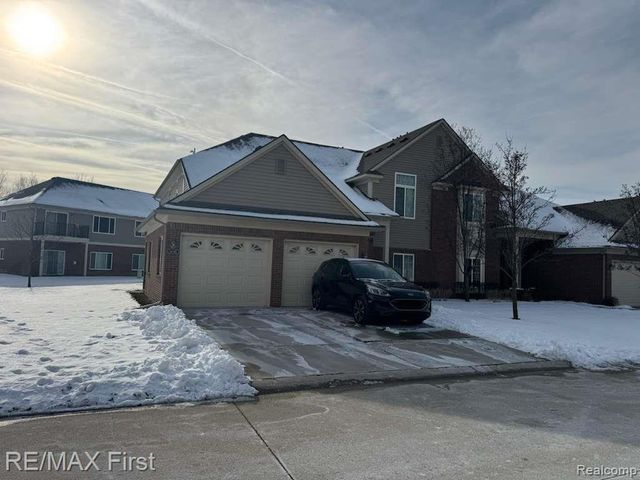 14349 Shadywood Drive, Sterling Heights, MI 48312