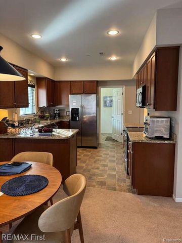 14349 Shadywood Drive, Sterling Heights, MI 48312