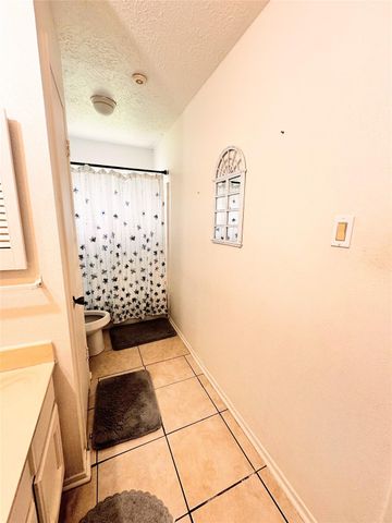 19811 Bellaw Woods Drive, Humble, TX 77338