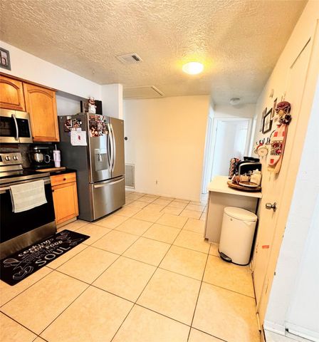 19811 Bellaw Woods Drive, Humble, TX 77338