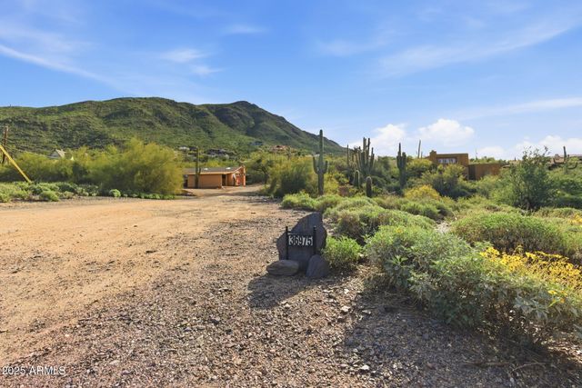 36975 N SUNSET Trail, Cave Creek, AZ 85331