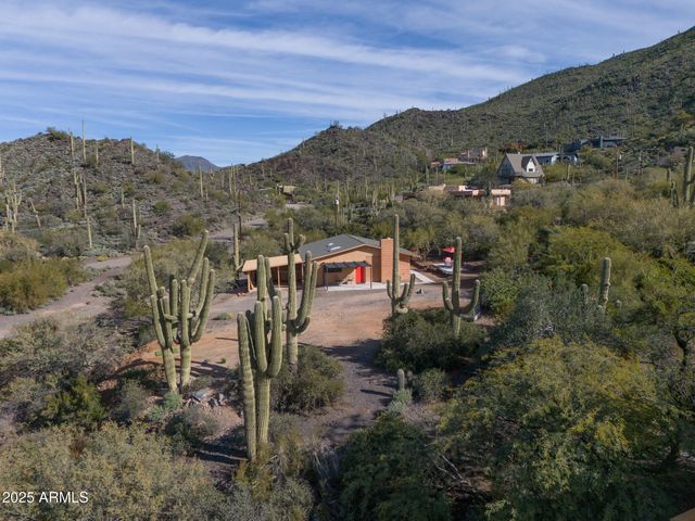 36975 N SUNSET Trail, Cave Creek, AZ 85331