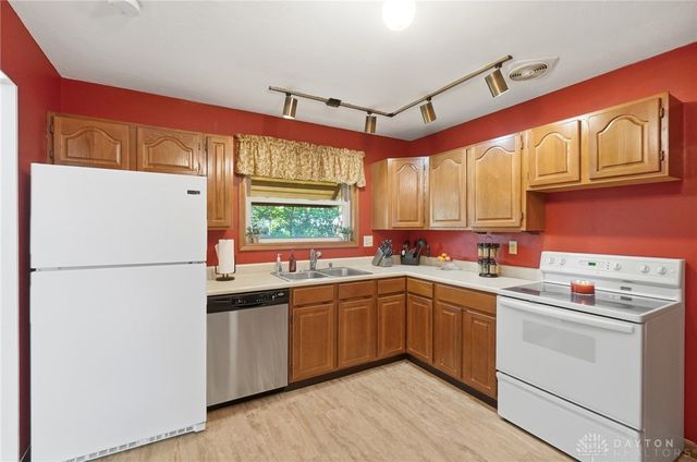 4749 Archmore Drive, Kettering, OH 45440